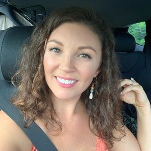 Hi! I’m Mandy!